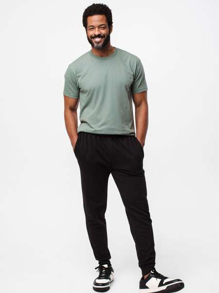 Black Fleece Sweatpants + Sweatshirt | Fresh Clean Threads